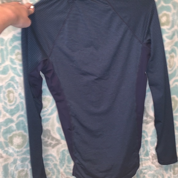 pullover top - Picture 2 of 5